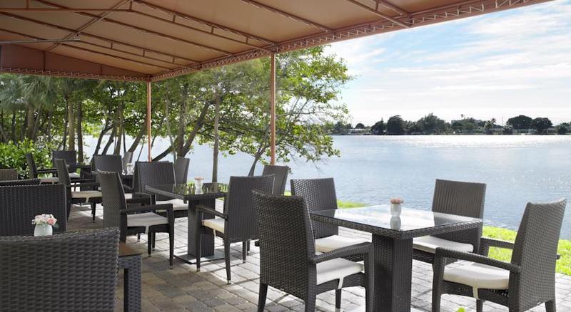 Springhill Suites By Marriott Miami Airport South Blue Lagoon Area Miami Springs Екстер'єр фото